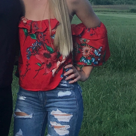 Off the shoulder top - Picture 3 of 3